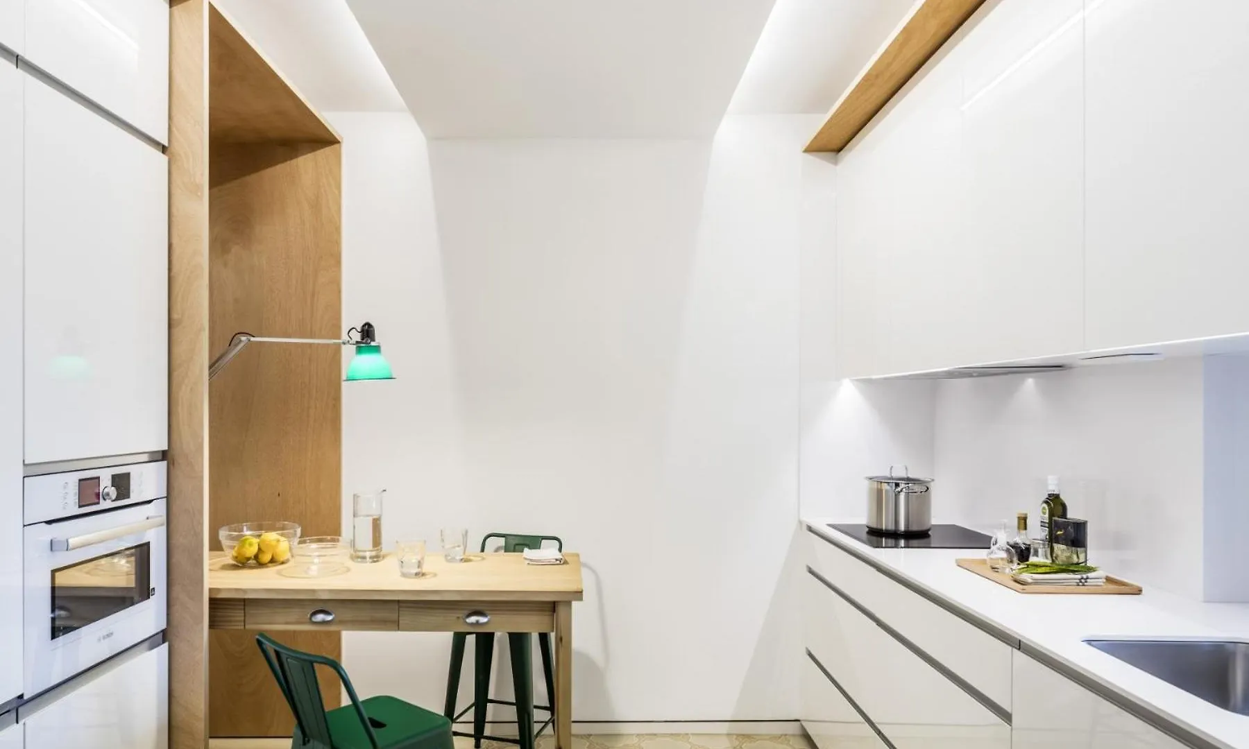 The Onsider - Luxury 3 Bedroom Apartment Barcelona Spain